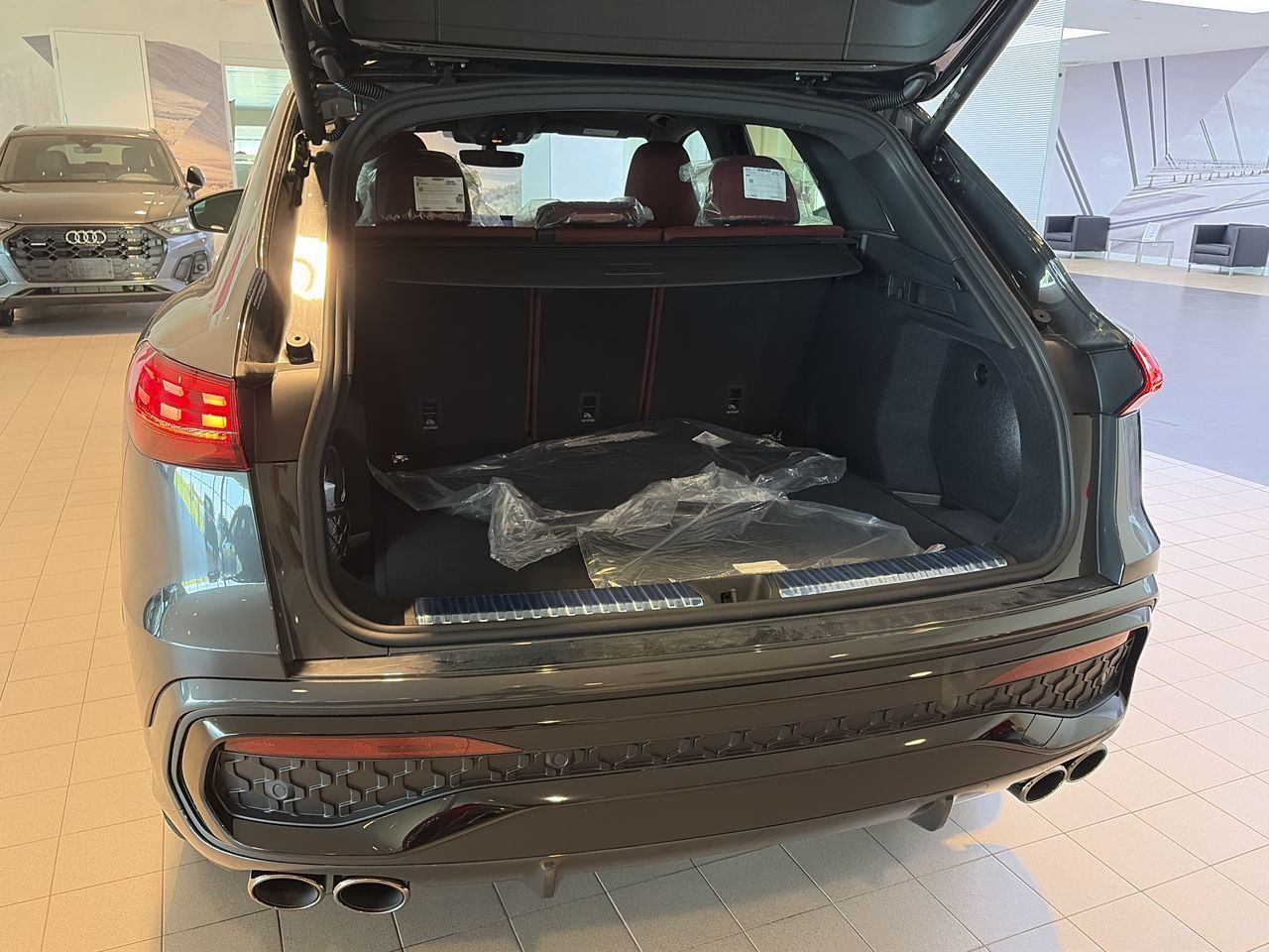Audi SQ5  2026 à Toronto, Ontario