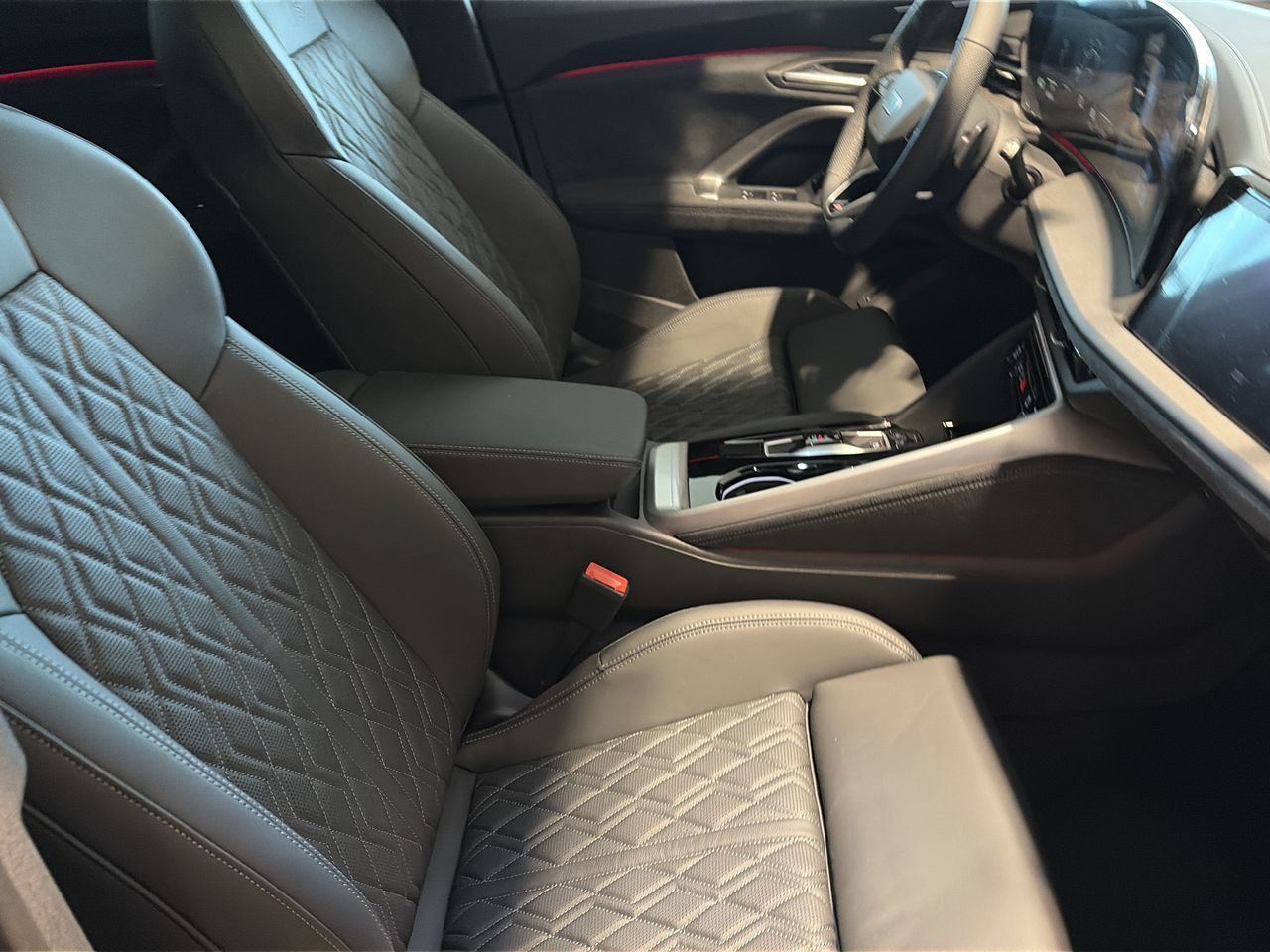 Audi SQ5  2026 à Toronto, Ontario