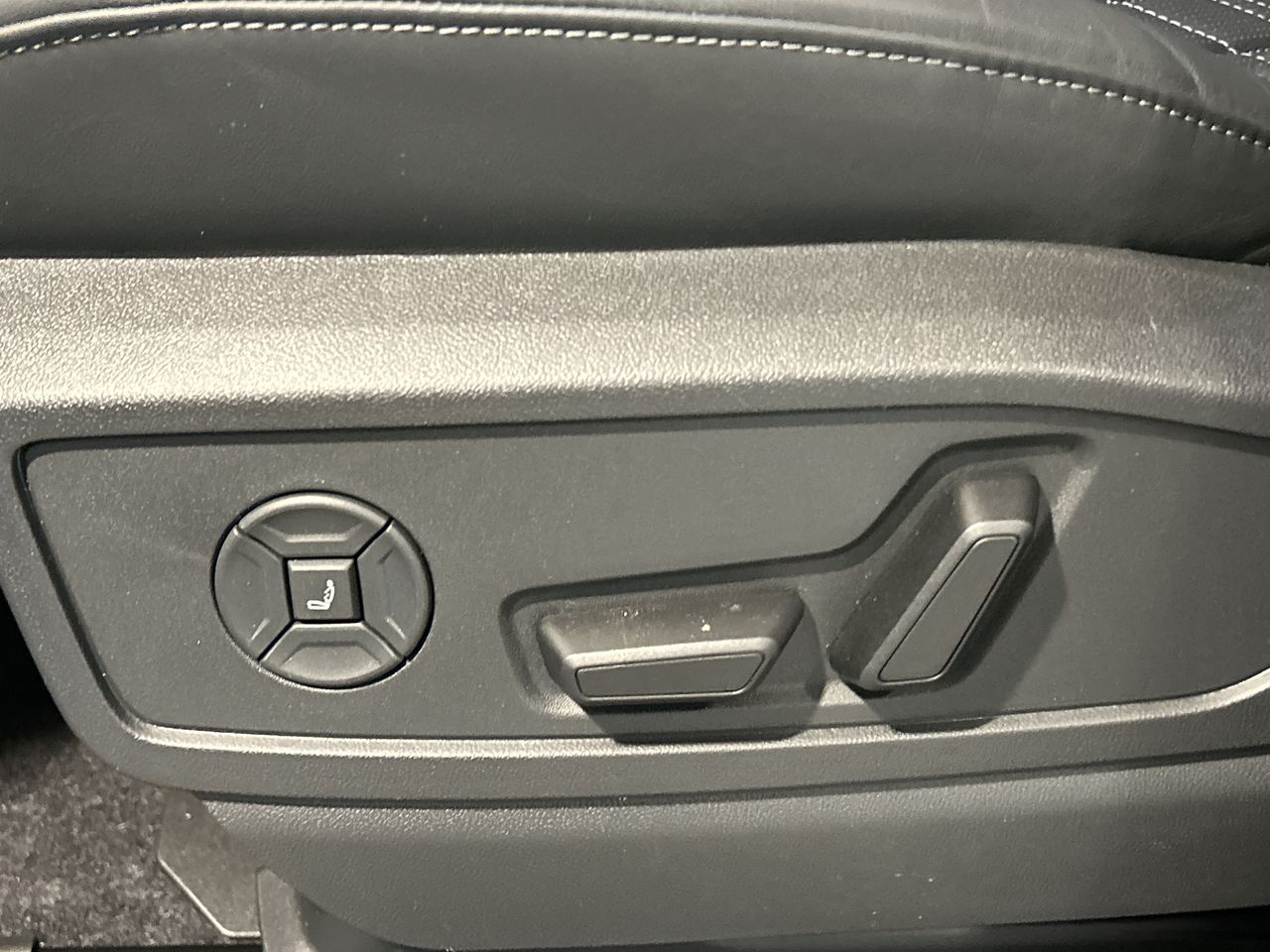 Audi SQ5  2026 à Toronto, Ontario