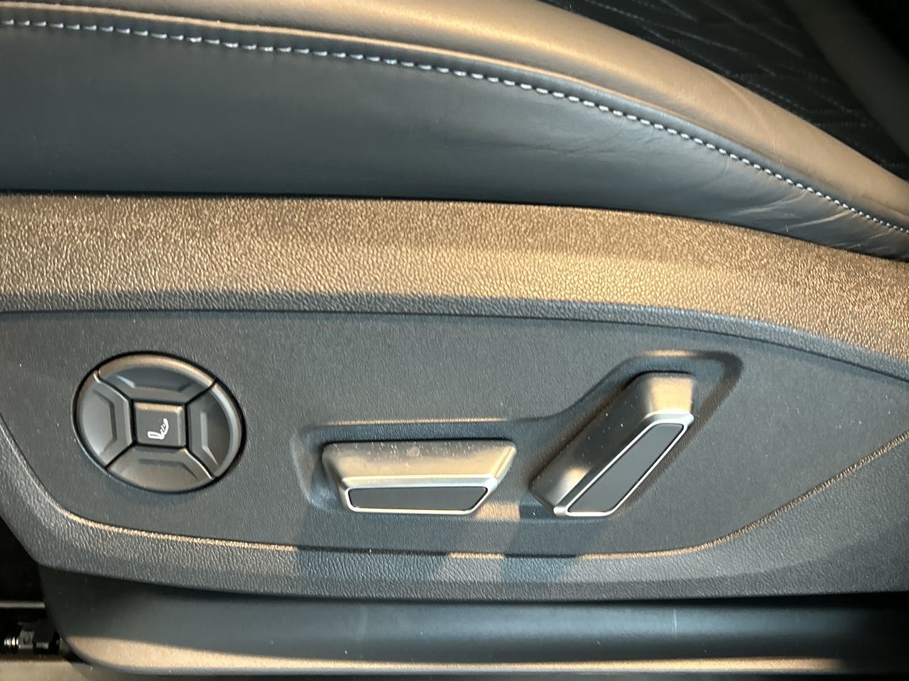 2025 Audi SQ6 e-tron in Toronto, Ontario