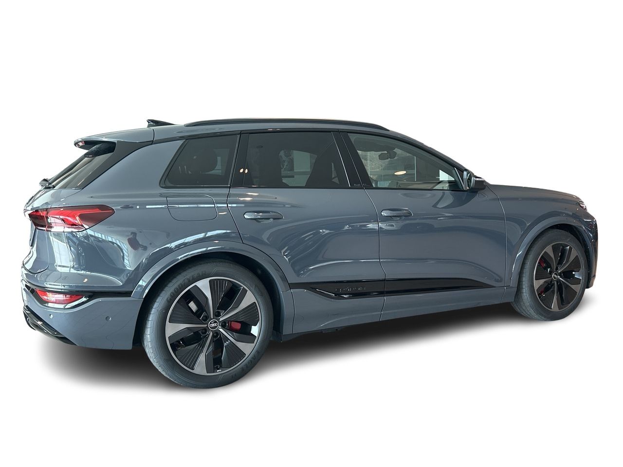 Audi SQ6 e-tron  2025 à Toronto, Ontario