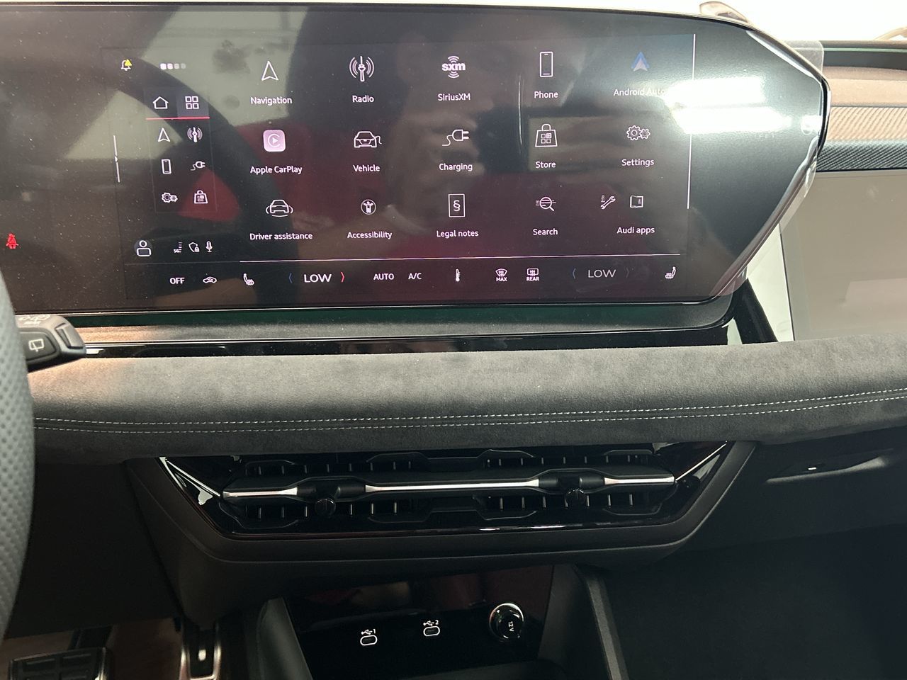 Audi SQ6 e-tron  2025 à Toronto, Ontario