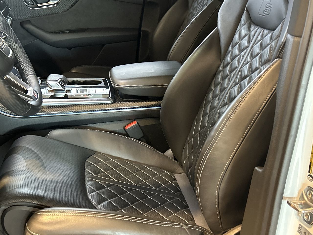 2022 Audi SQ7 in Toronto, Ontario