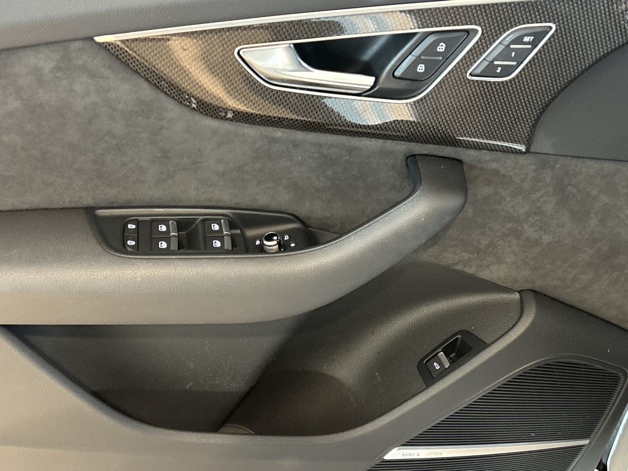 2022 Audi SQ7 in Toronto, Ontario