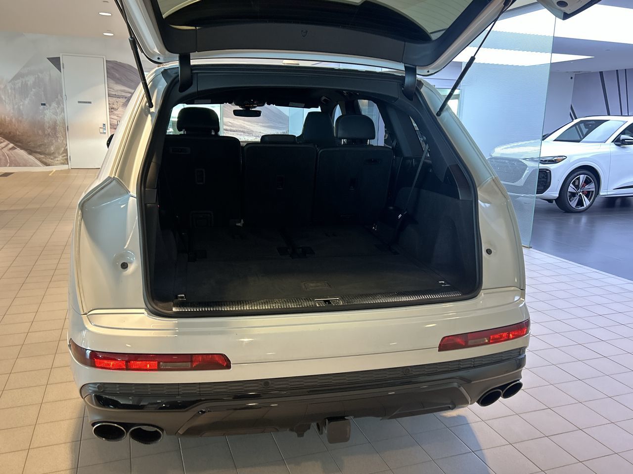 2022 Audi SQ7 in Toronto, Ontario