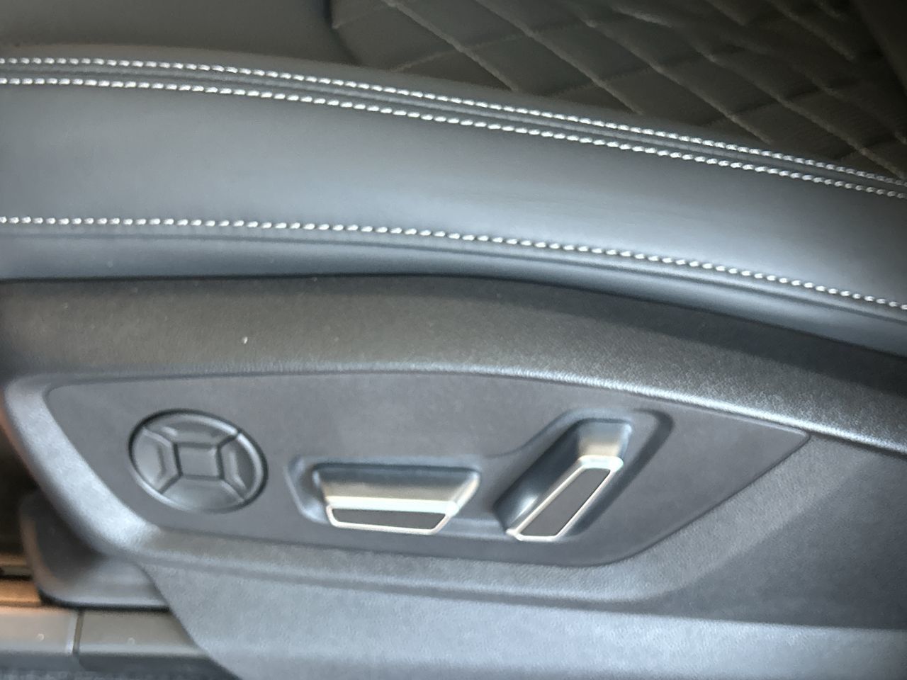 2026 Audi SQ7 in Toronto, Ontario