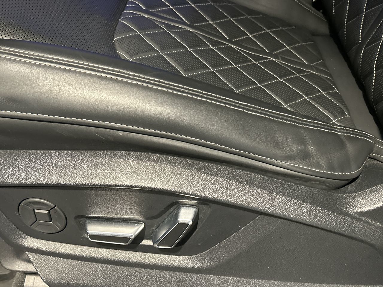 2024 Audi SQ8 in Toronto, Ontario