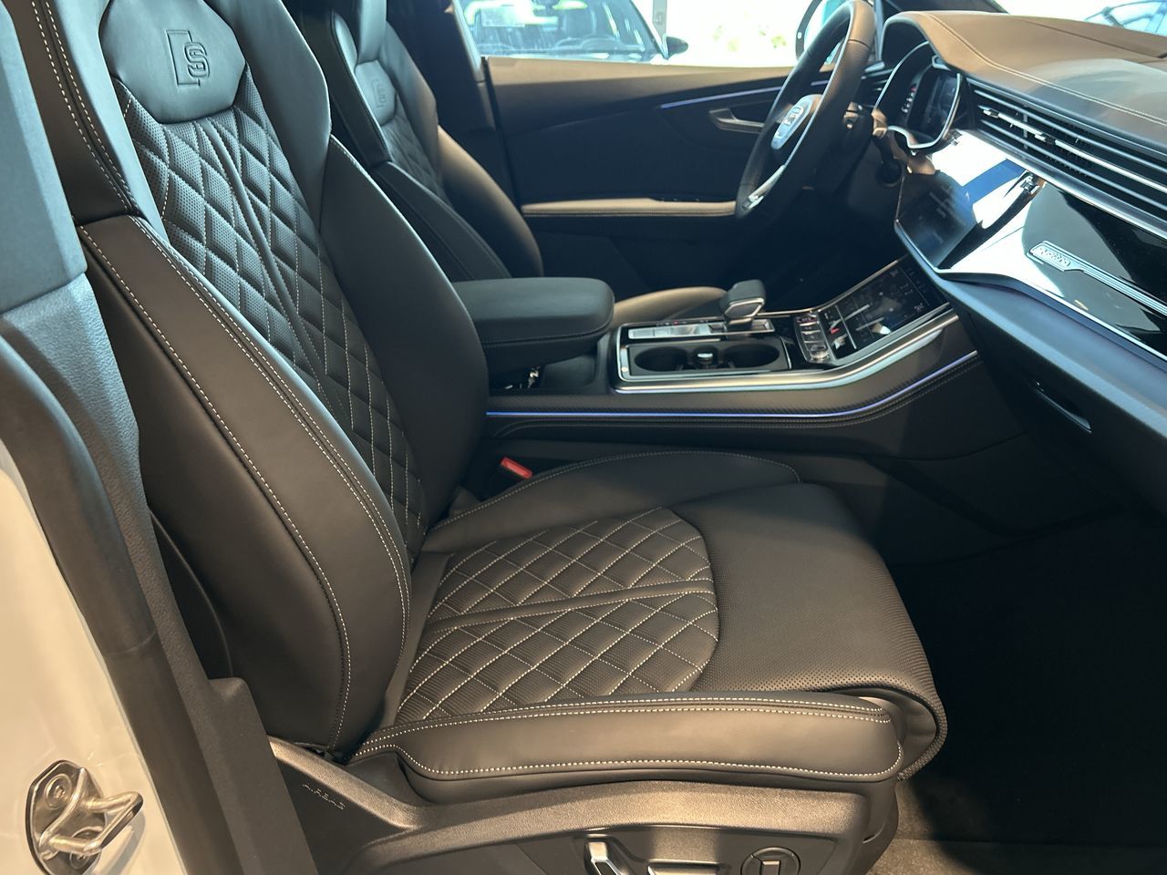 2025 Audi SQ8 in Toronto, Ontario