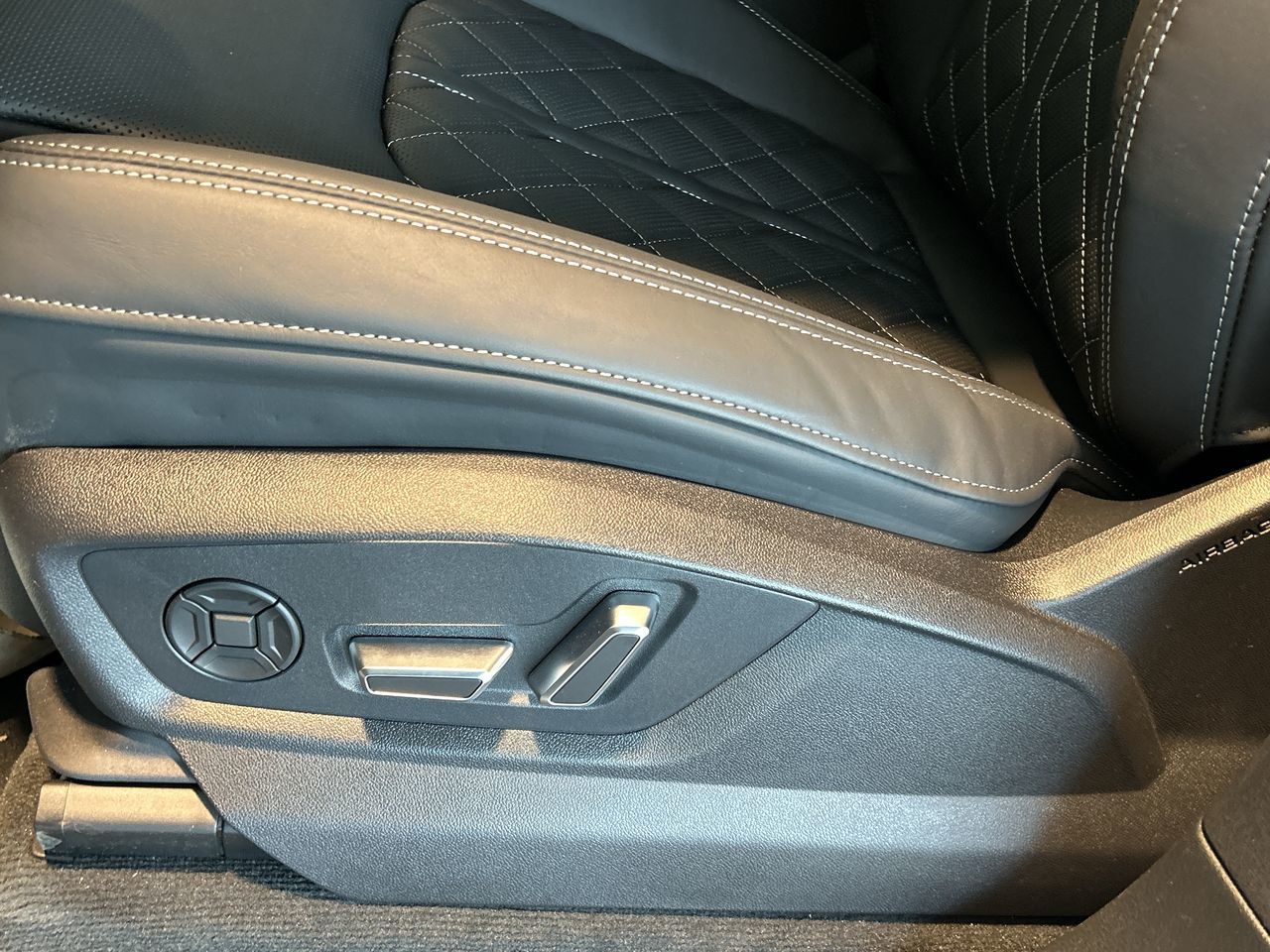2025 Audi SQ8 in Toronto, Ontario