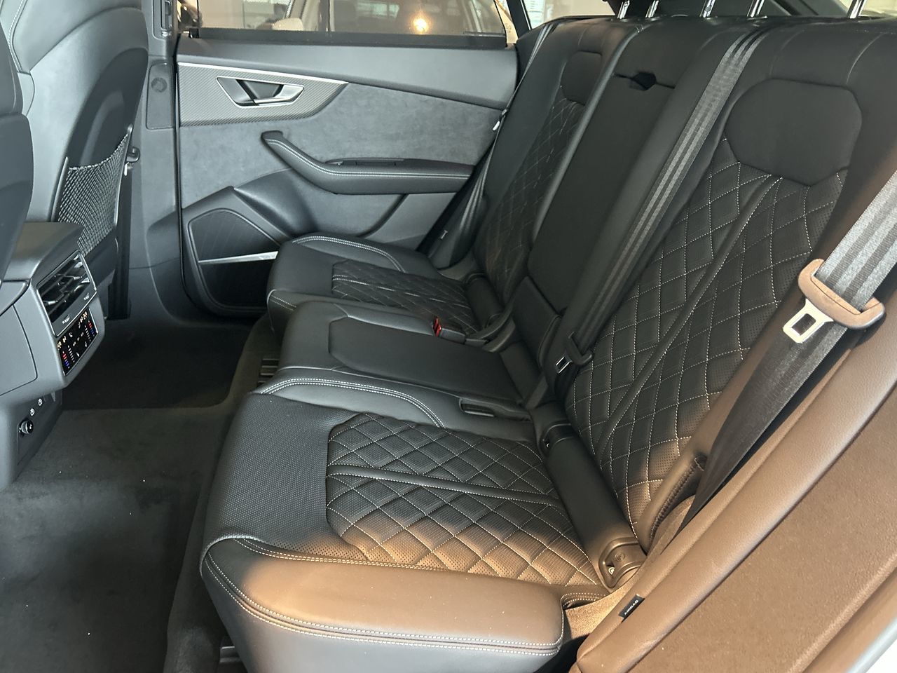 2025 Audi SQ8 in Toronto, Ontario