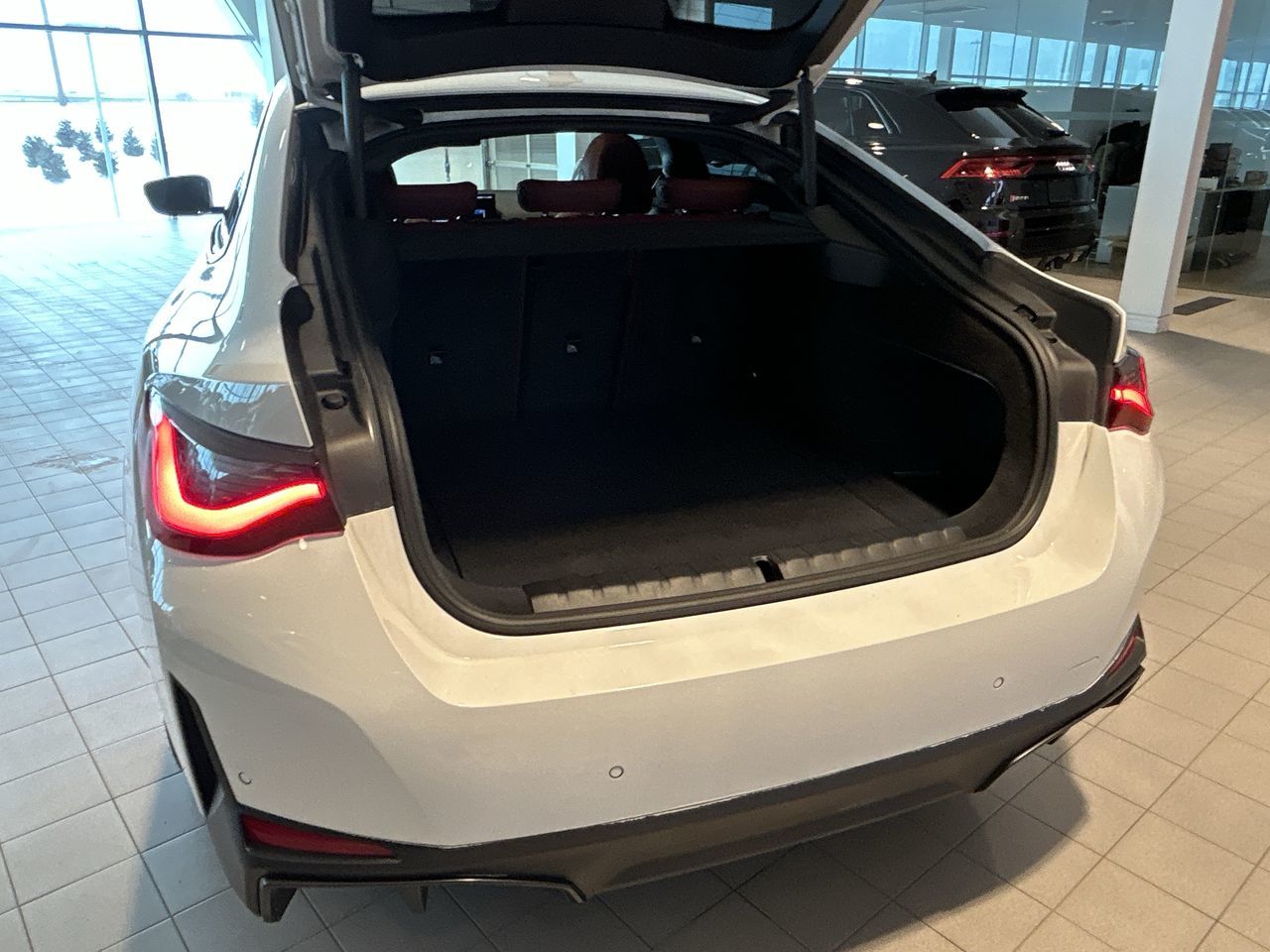 BMW i4  2023 à Toronto, Ontario