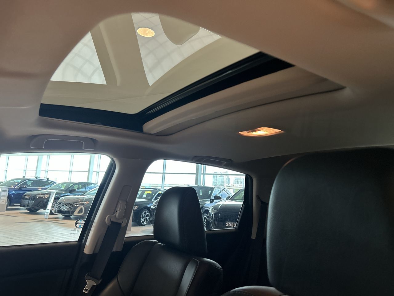 Honda CR-V  2015 à Toronto, Ontario