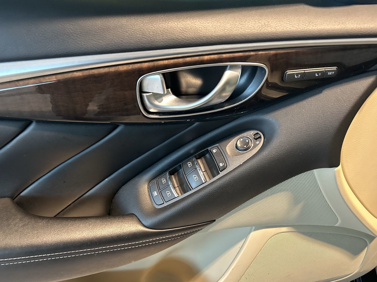 2015 Infiniti Q50 in Toronto, Ontario