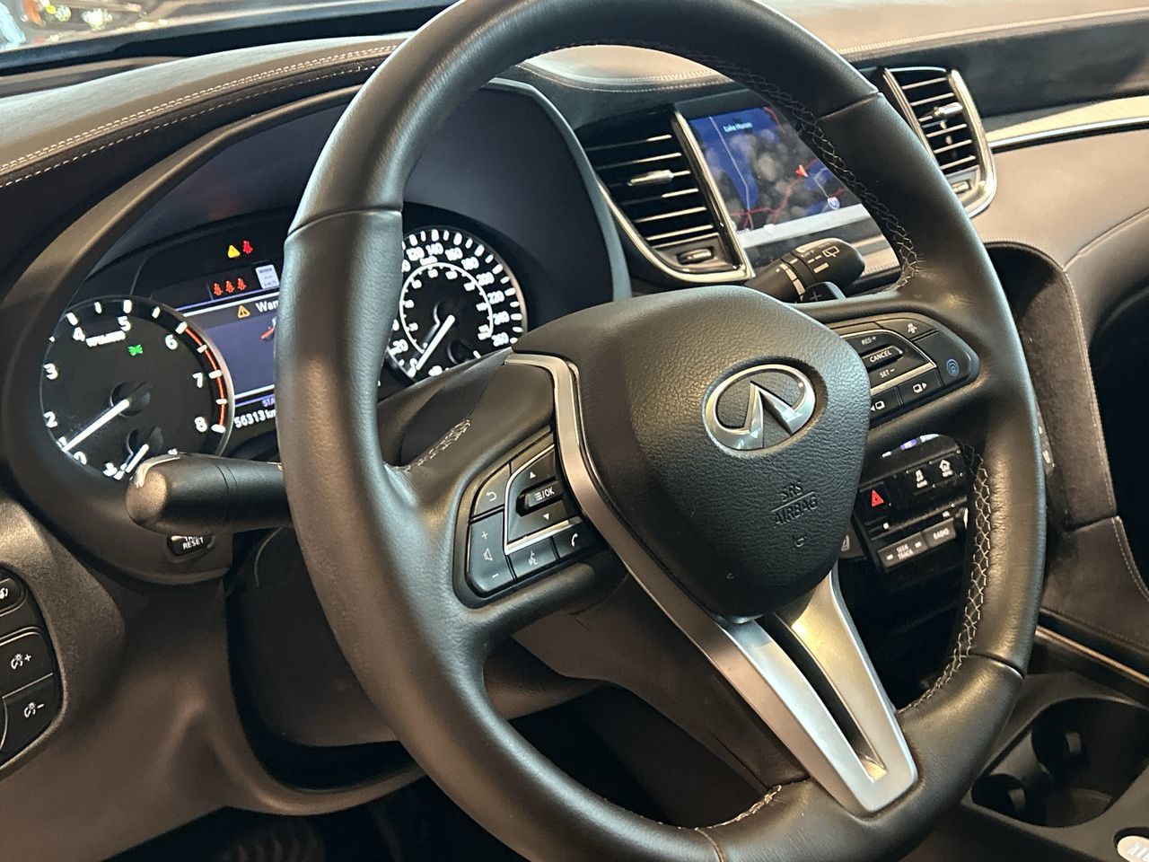 Infiniti QX50  2023 à Toronto, Ontario