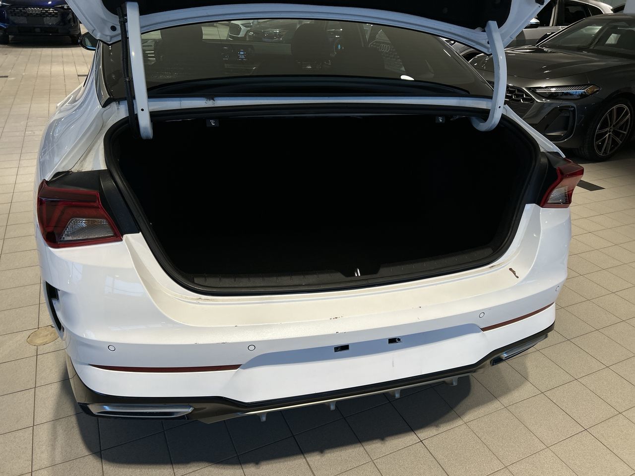 2023 Kia K5 in Toronto, Ontario