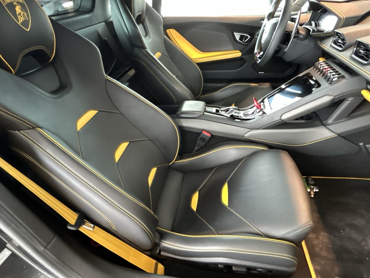 2020 Lamborghini Huracan in Toronto, Ontario