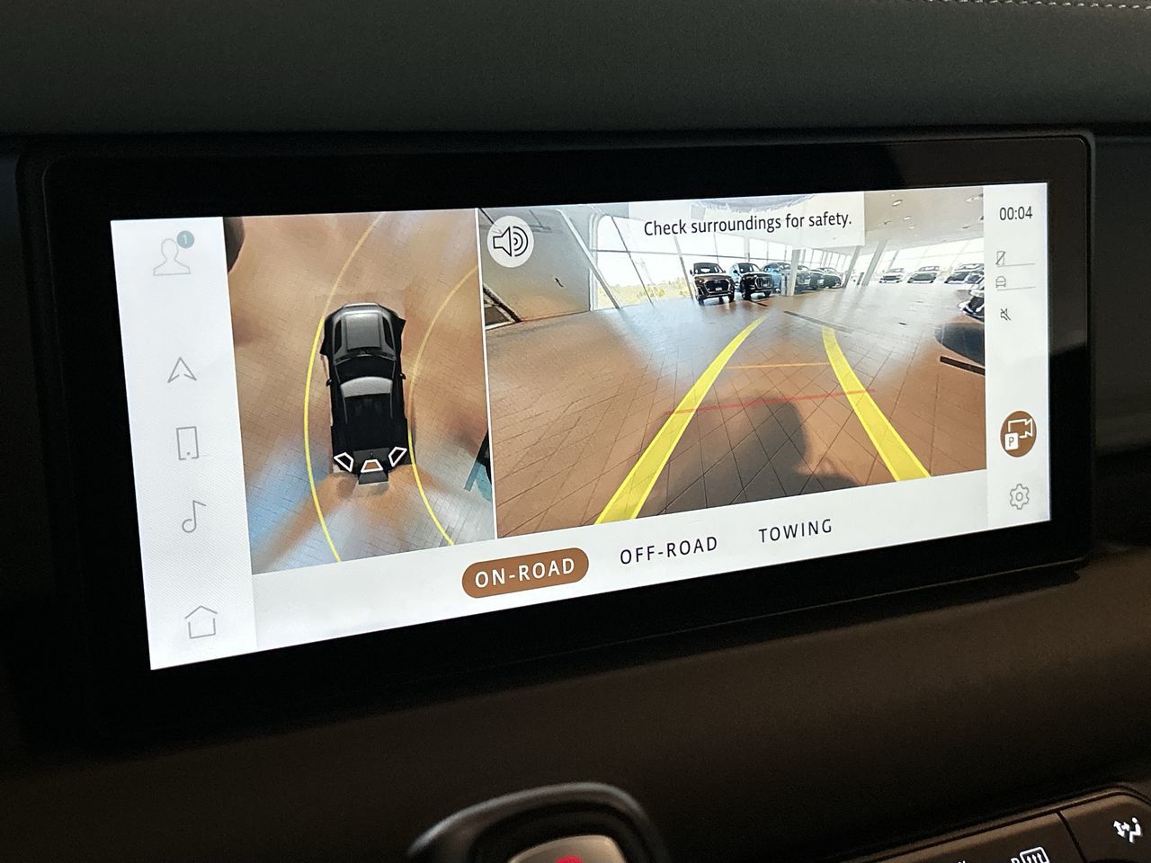 Land Rover Defender  2023 à Toronto, Ontario