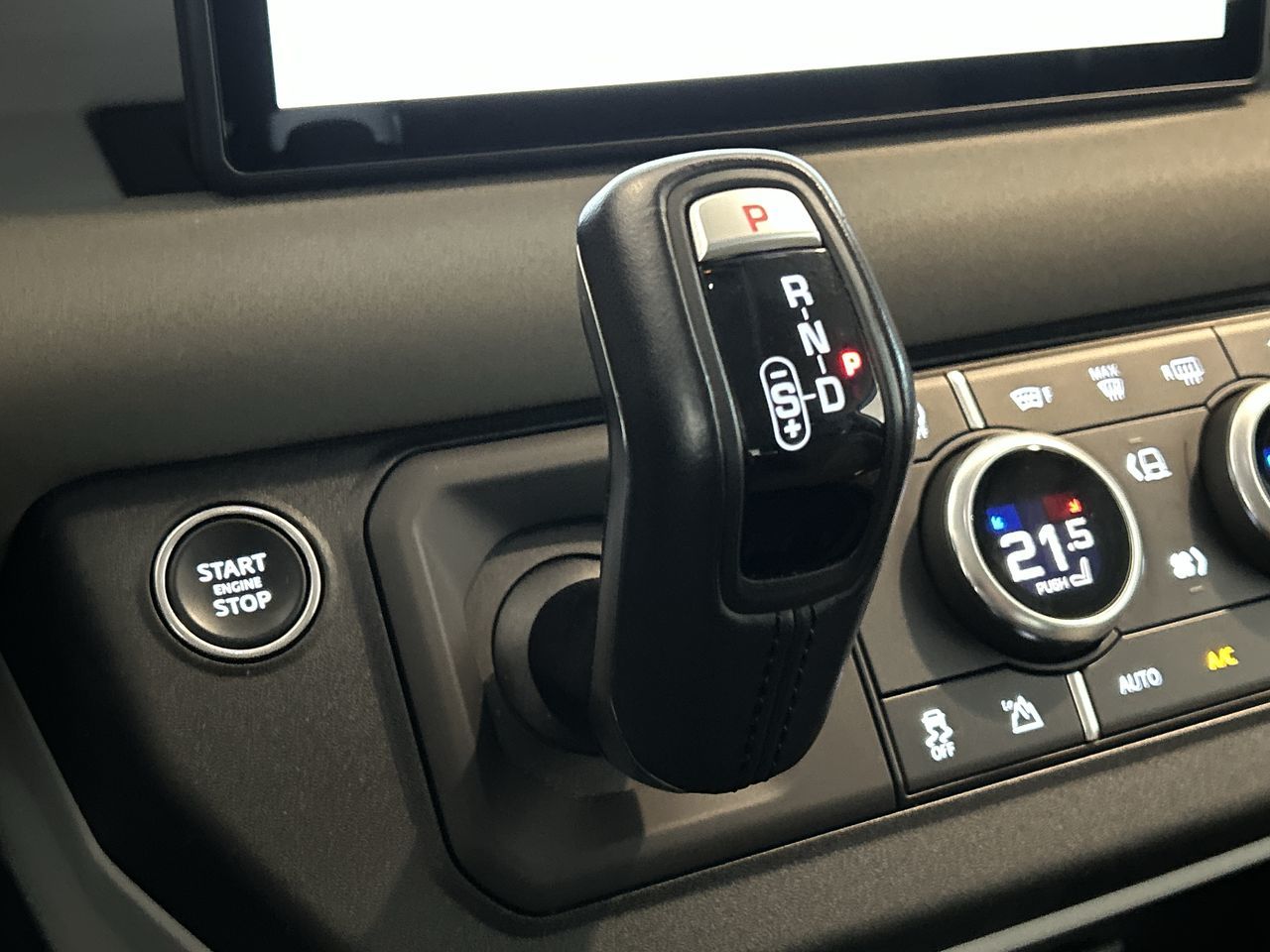 Land Rover Defender  2023 à Toronto, Ontario