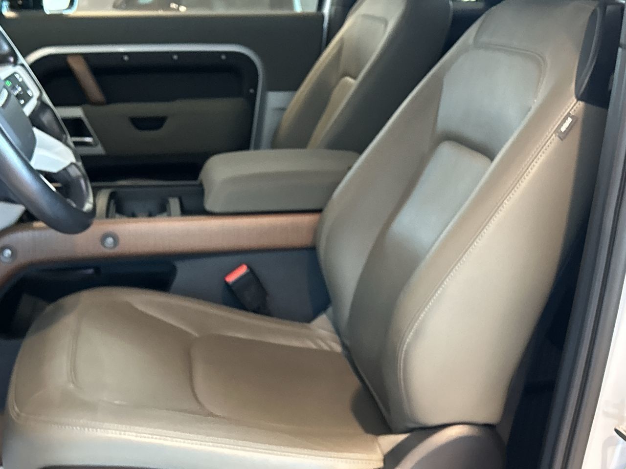 Land Rover Defender  2023 à Toronto, Ontario