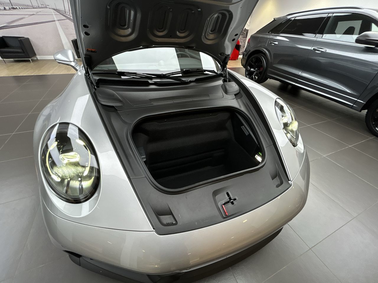 2025 Porsche 911 in Toronto, Ontario