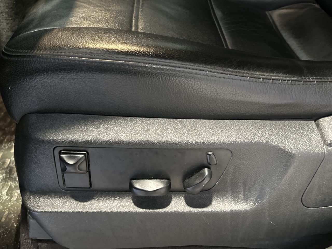 2008 Porsche Cayenne in Toronto, Ontario