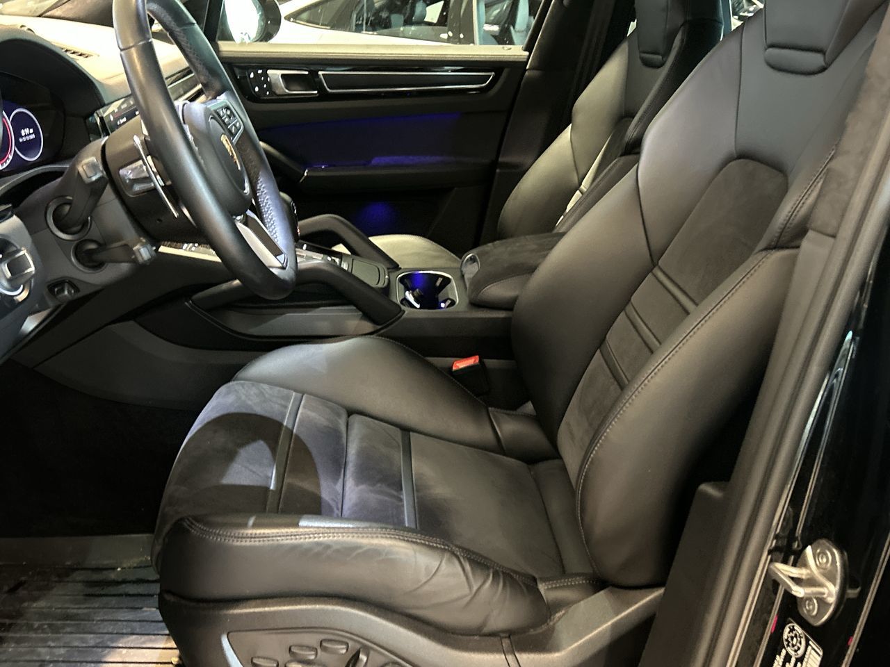 Porsche Cayenne  2023 à Toronto, Ontario