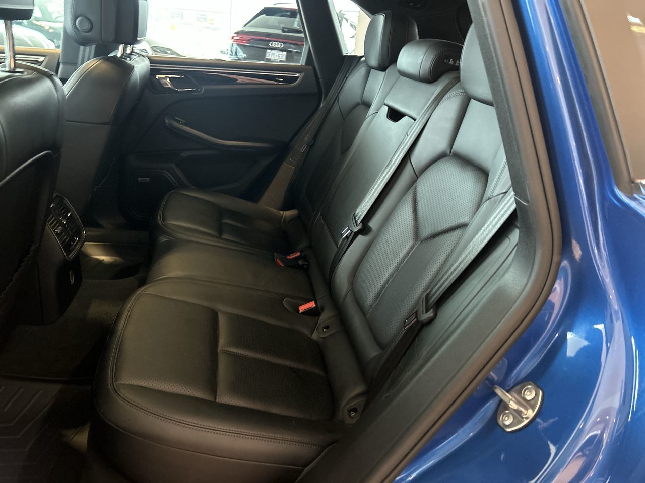 Porsche Macan  2018 à Toronto, Ontario