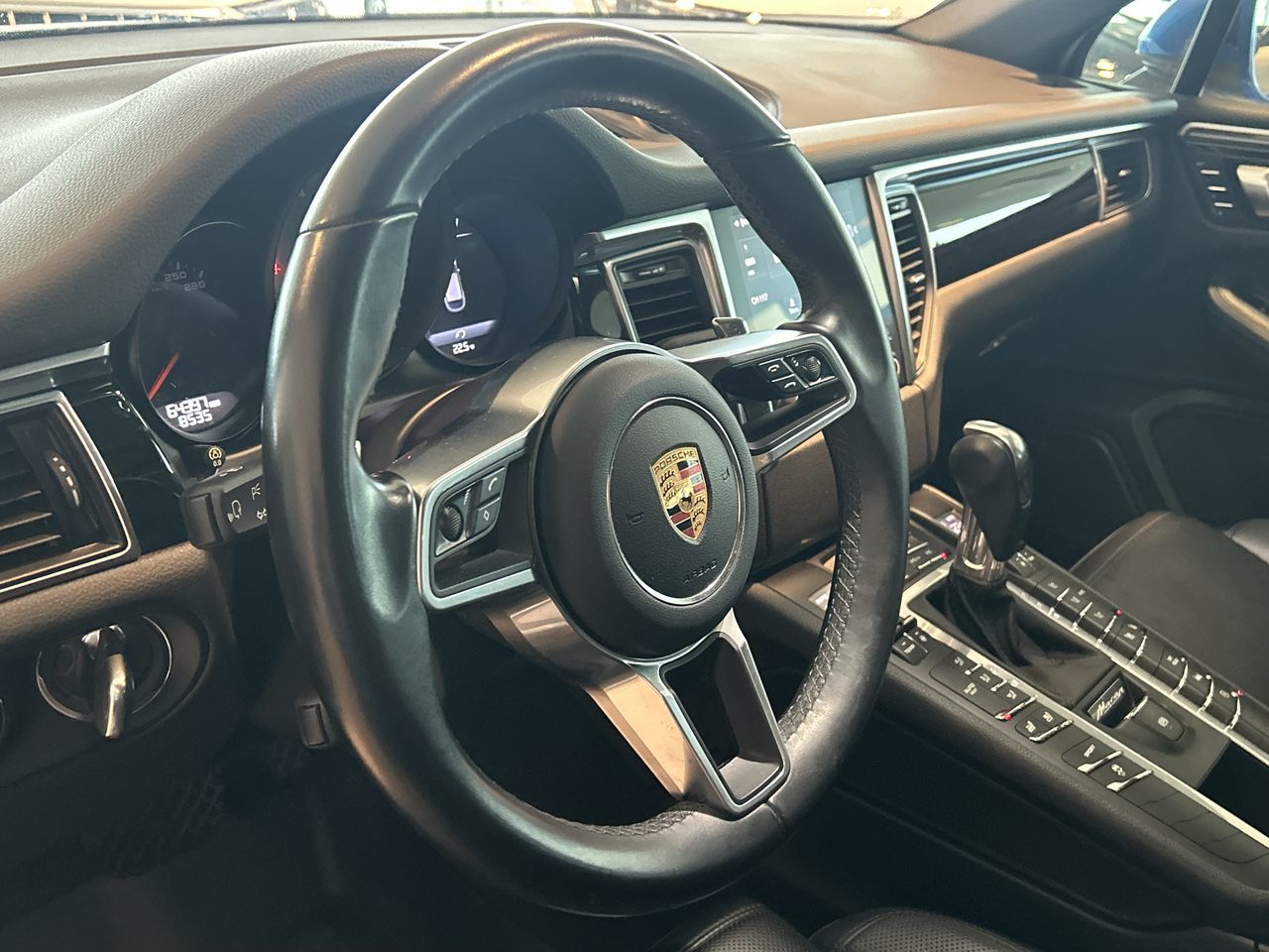Porsche Macan  2018 à Toronto, Ontario