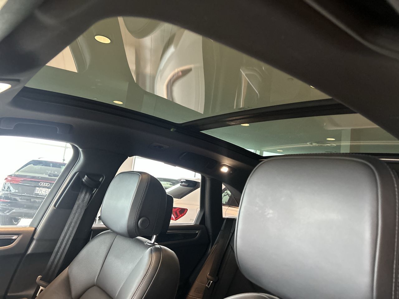 Porsche Macan  2018 à Toronto, Ontario