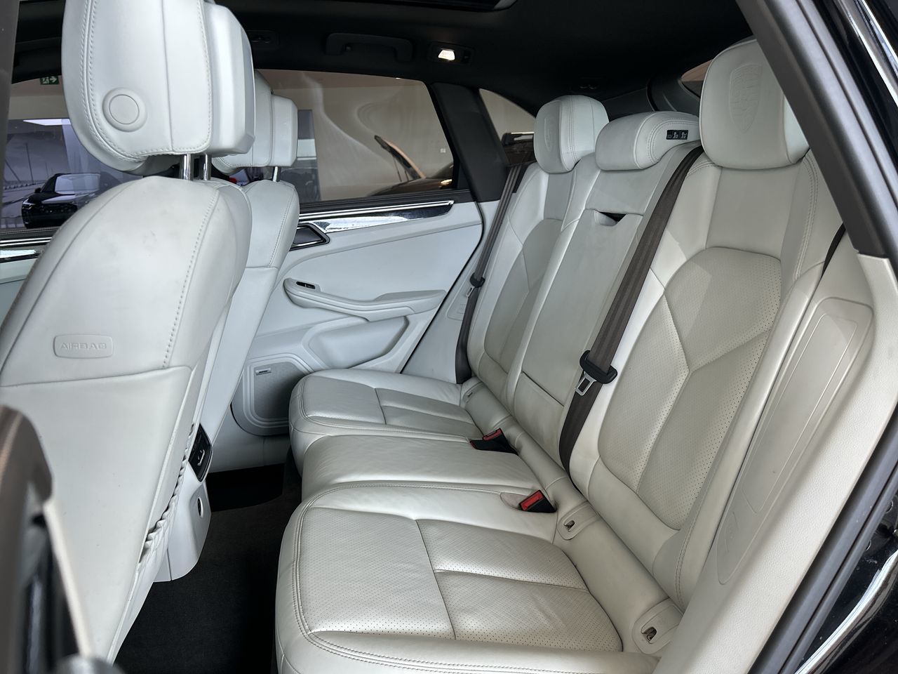 2019 Porsche Macan in Toronto, Ontario