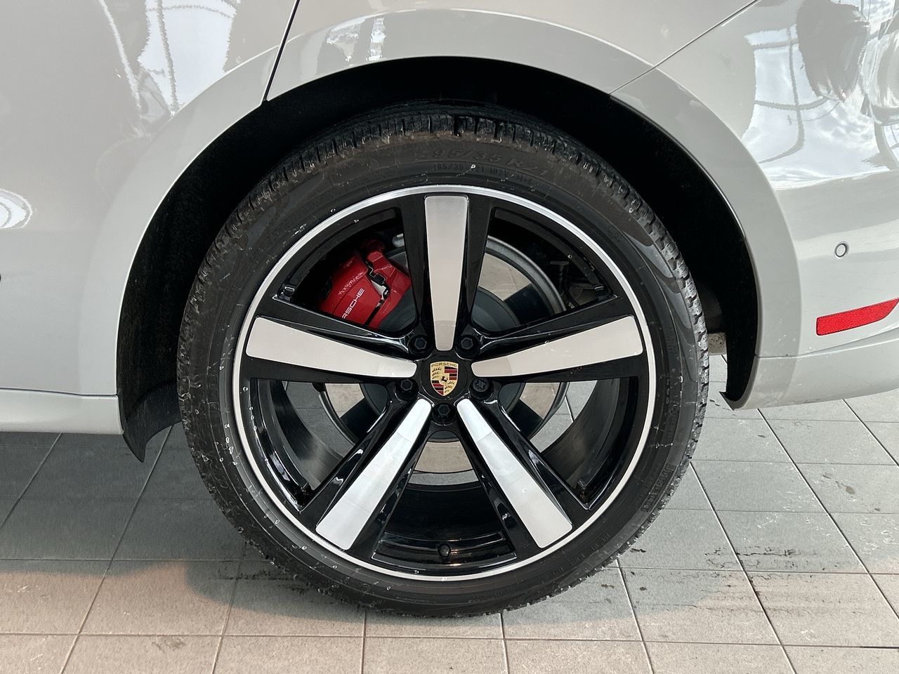 Porsche Macan  2023 à Toronto, Ontario