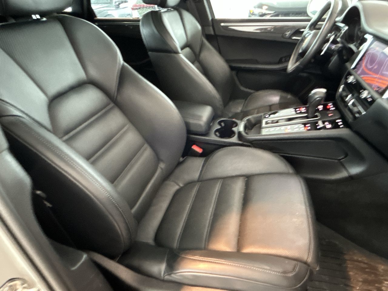 Porsche Macan  2023 à Toronto, Ontario