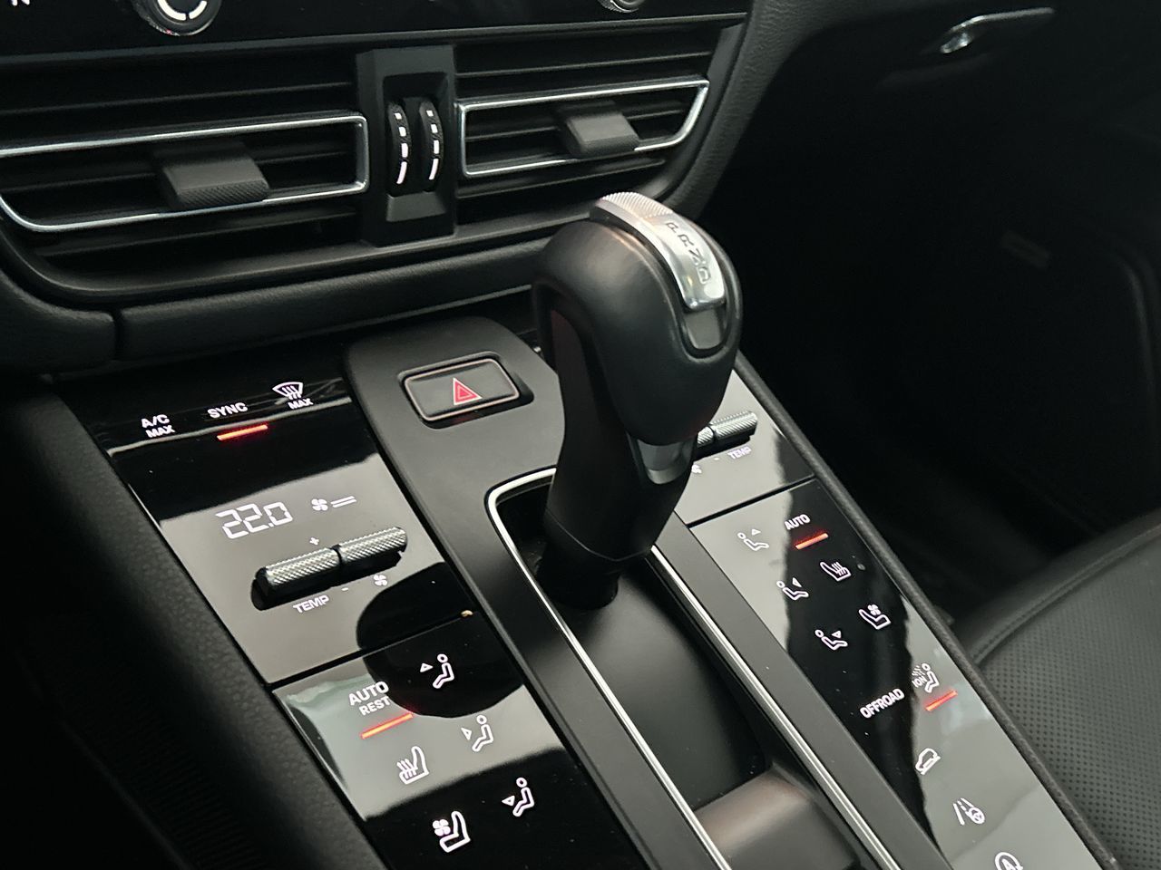 Porsche Macan  2023 à Toronto, Ontario