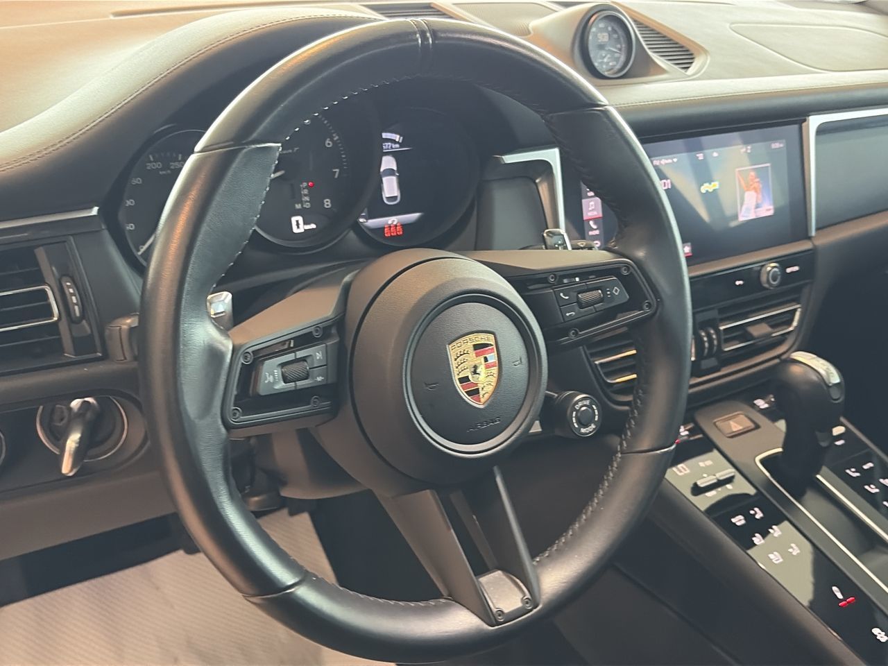 Porsche Macan  2023 à Toronto, Ontario