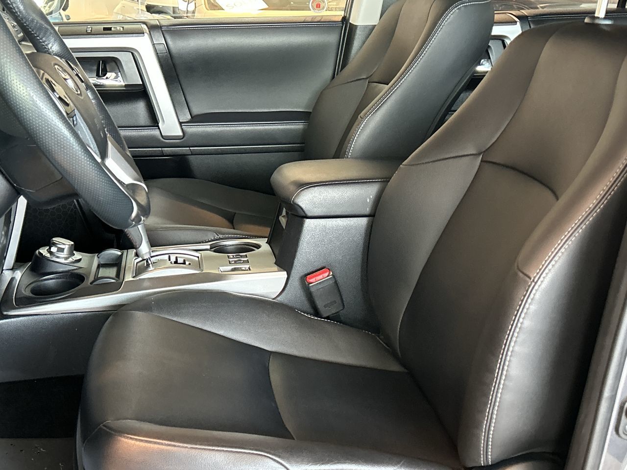 Toyota 4Runner  2023 à Toronto, Ontario