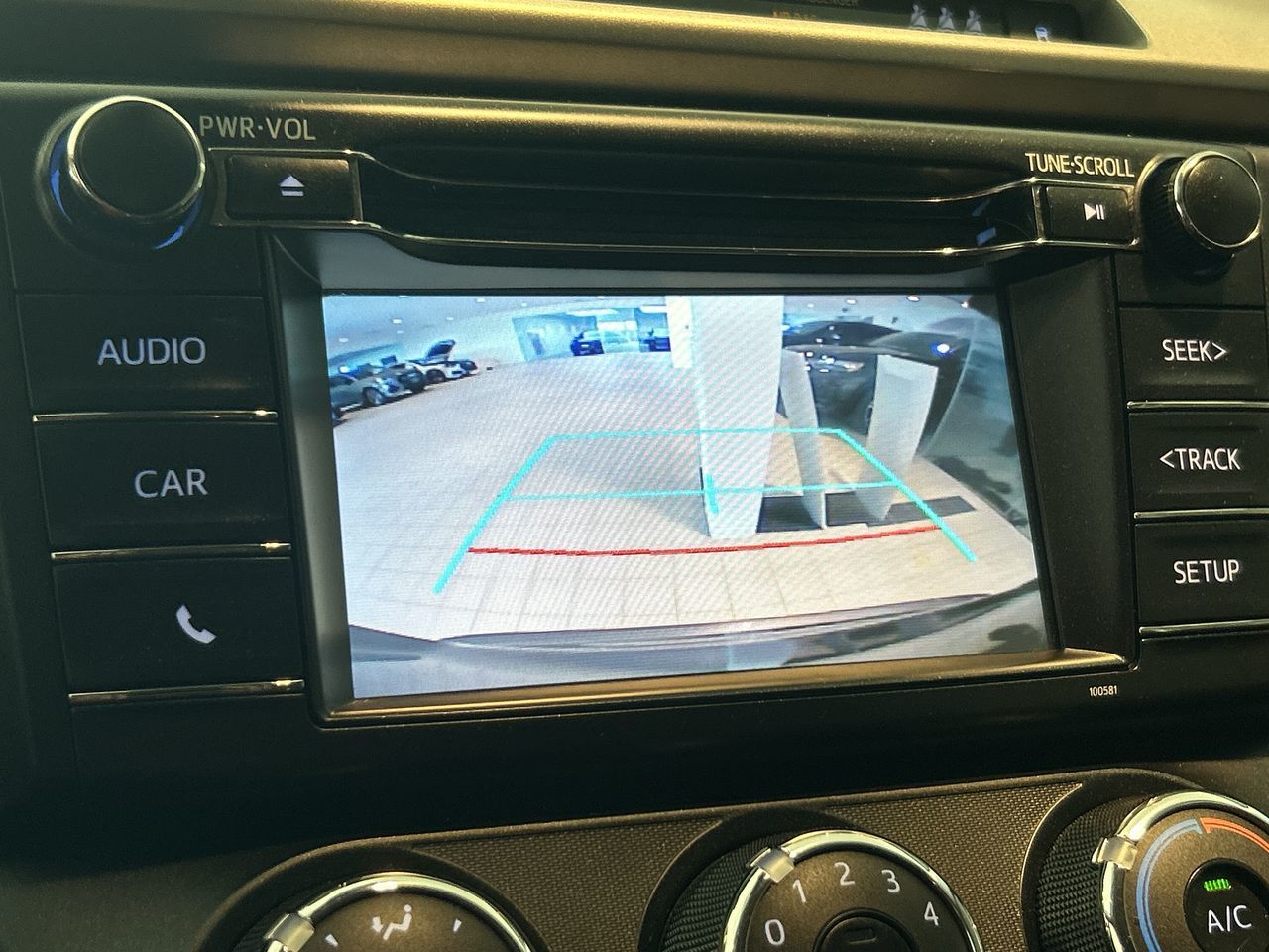 Toyota RAV4  2018 à Toronto, Ontario