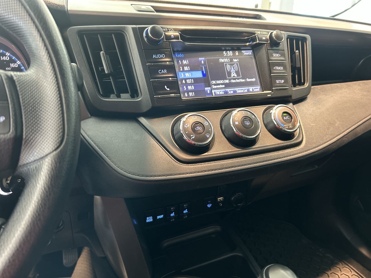Toyota RAV4  2018 à Toronto, Ontario