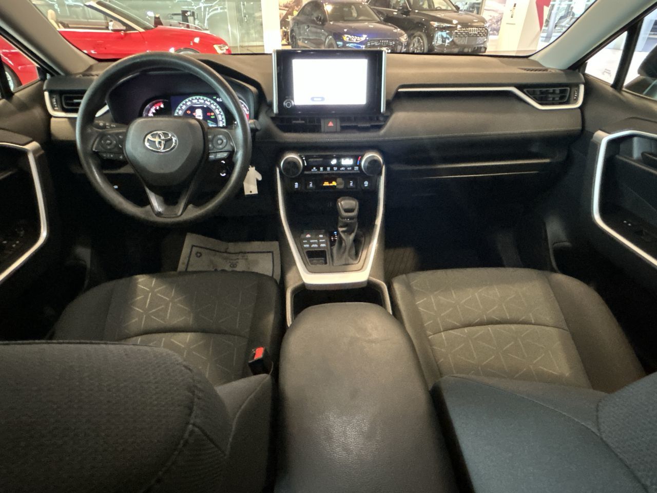 Toyota RAV4  2023 à Toronto, Ontario