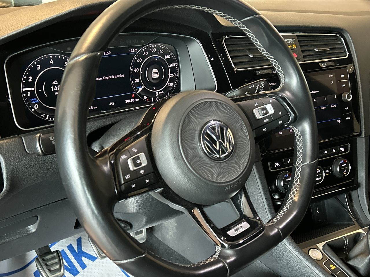 Volkswagen Golf R  2019 à Toronto, Ontario