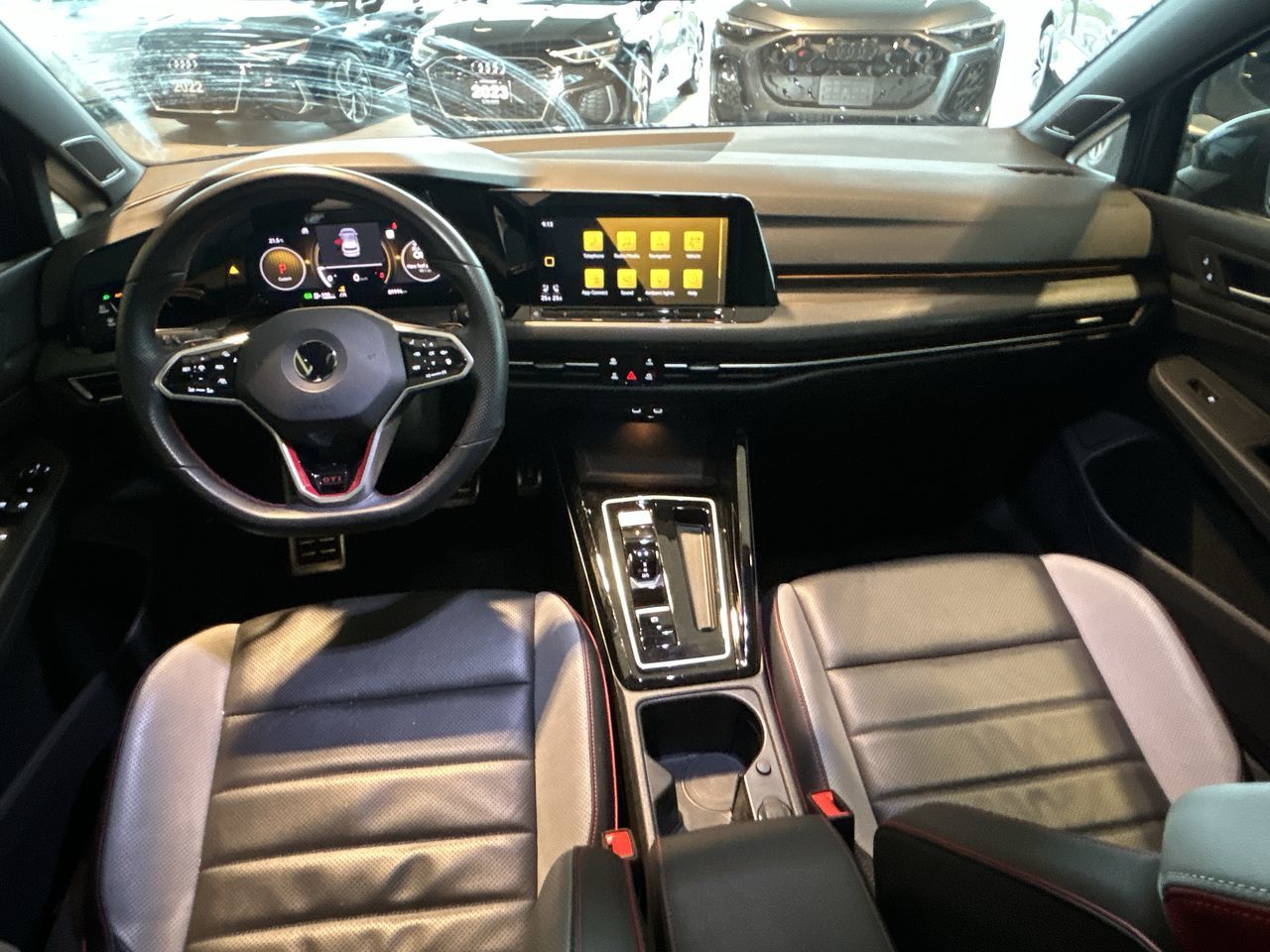 Volkswagen GTI  2023 à Toronto, Ontario