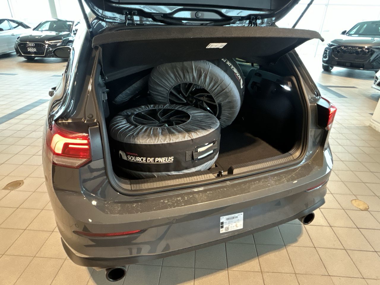 Volkswagen GTI  2023 à Toronto, Ontario