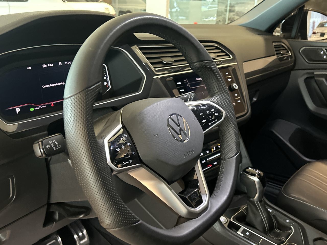 Volkswagen Tiguan  2024 à Toronto, Ontario