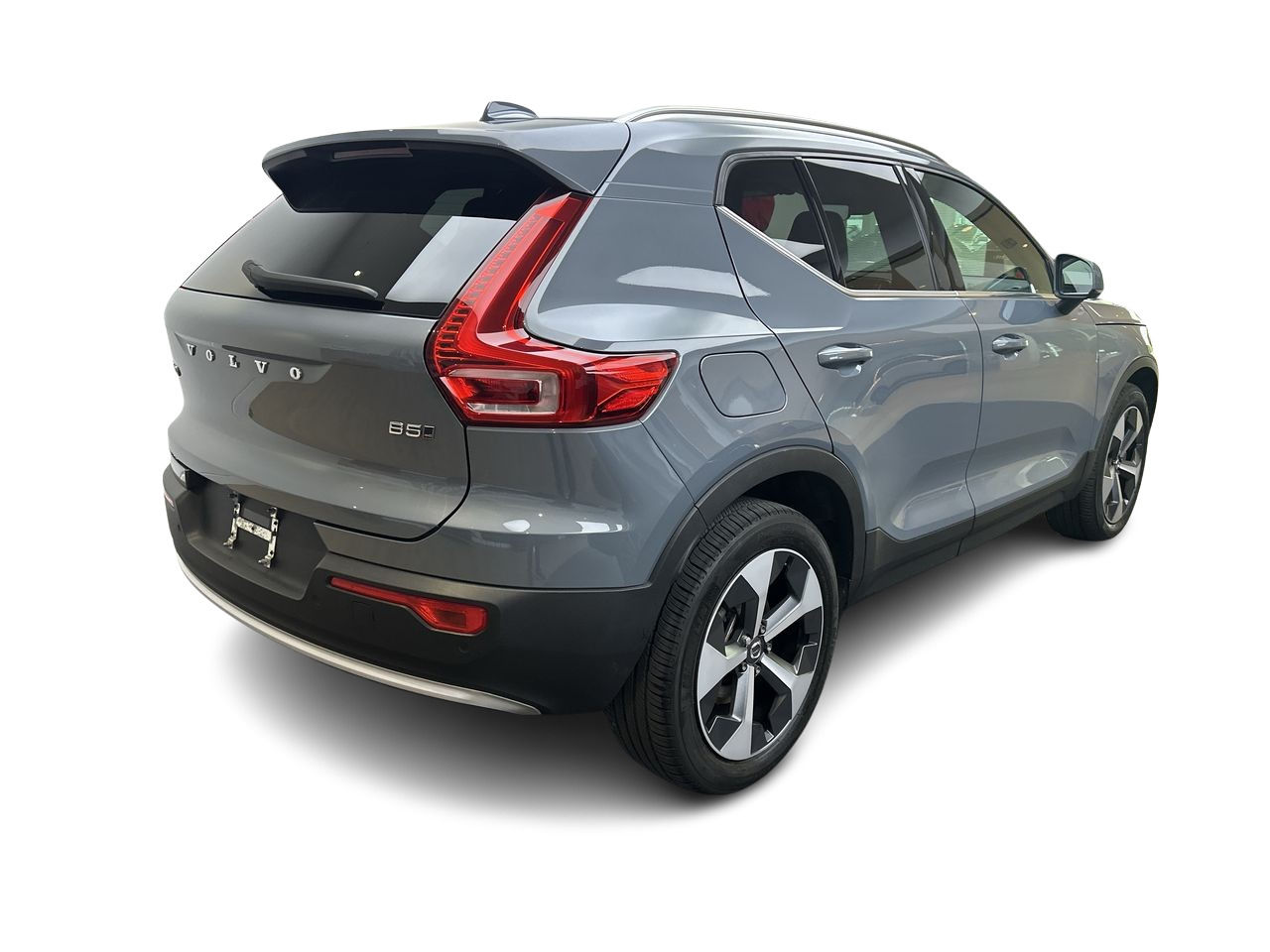 2023 Volvo XC40 in Toronto, Ontario