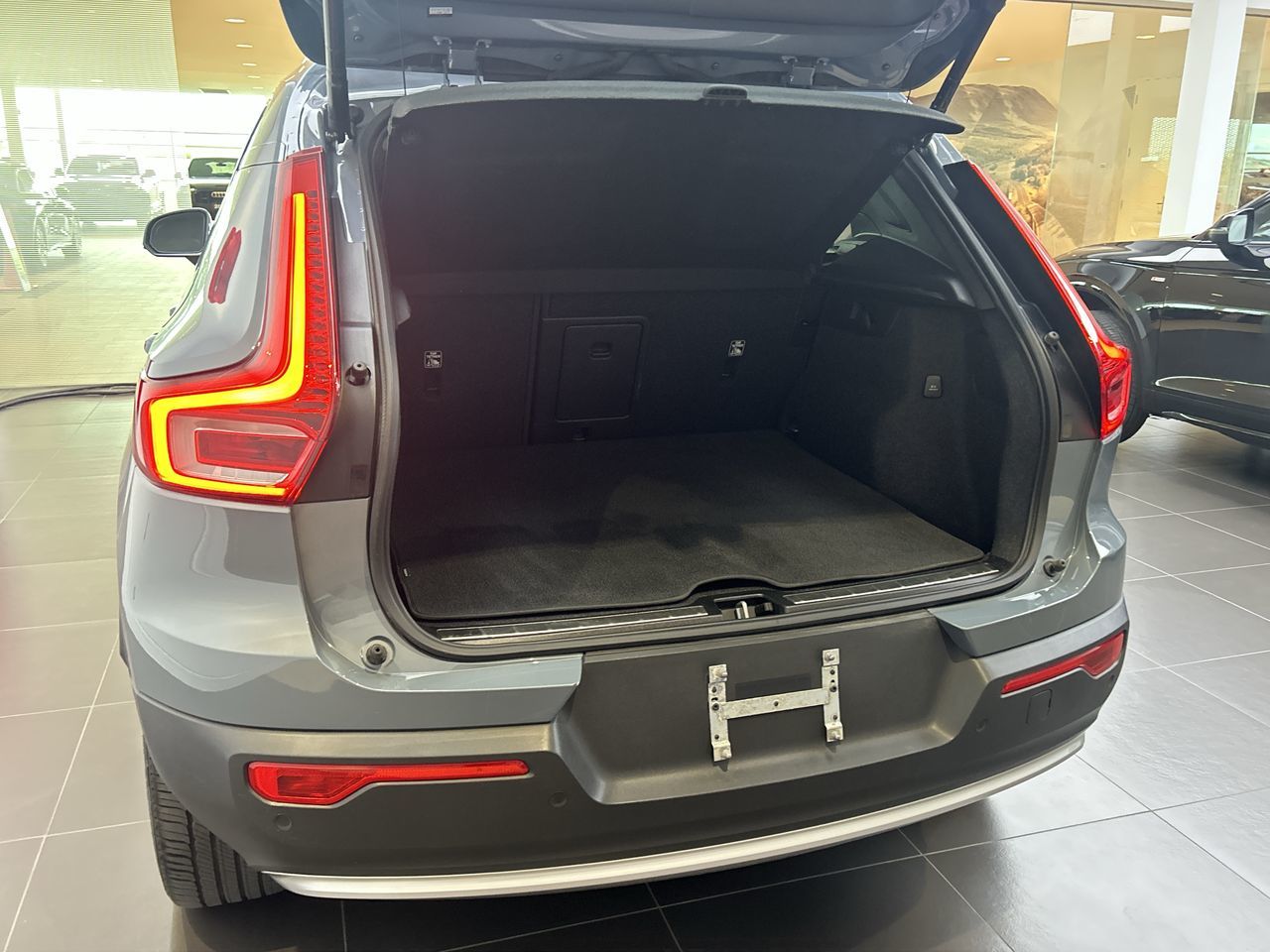 2023 Volvo XC40 in Toronto, Ontario
