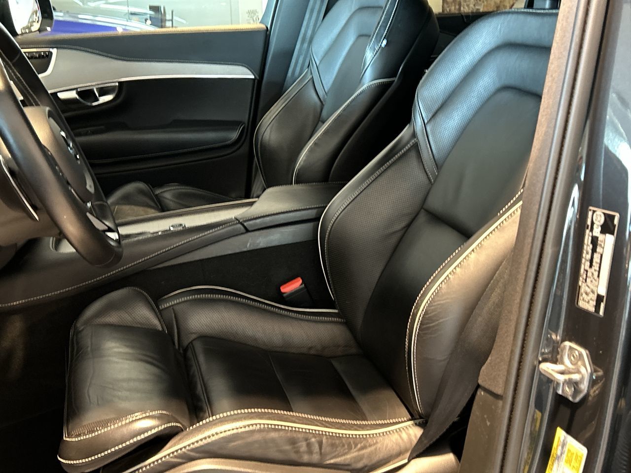 2020 Volvo XC90 in Toronto, Ontario