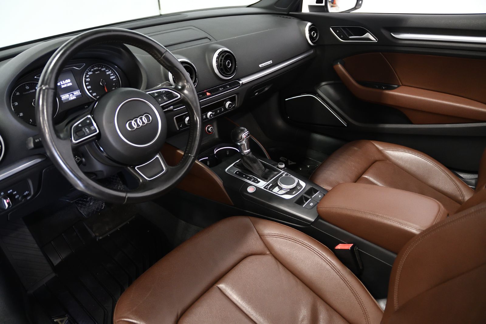 Audi A3 CABRIOLET  2015 à St-Bruno, Québec