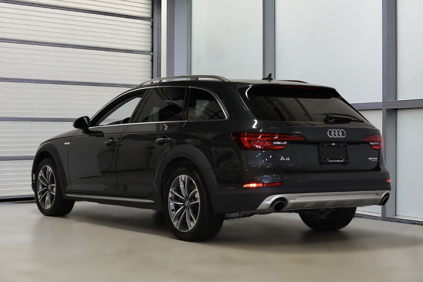 Audi A4 allroad  2018 à St-Bruno, Québec