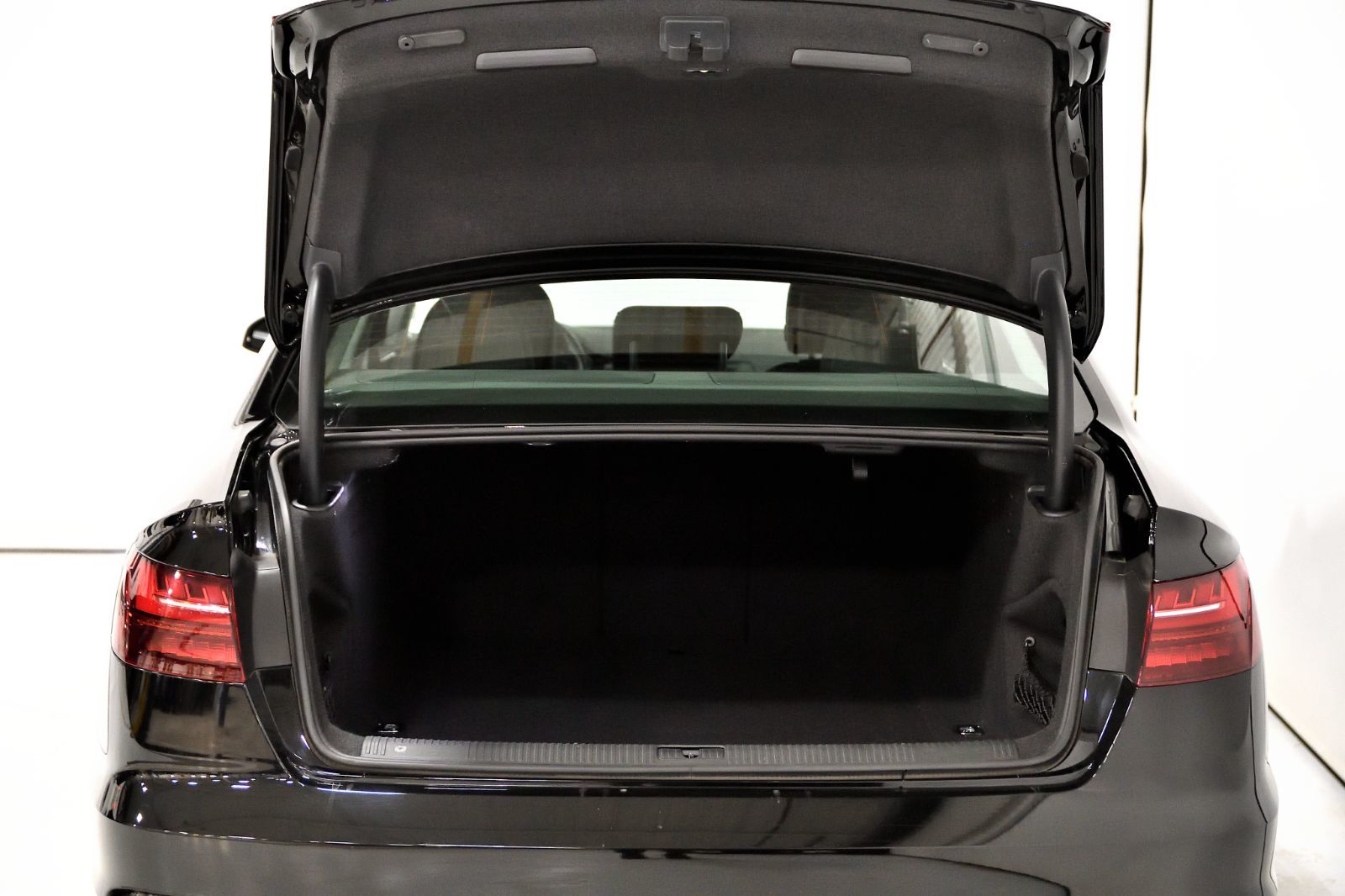 Audi A4 Sedan  2020 à St-Bruno, Québec