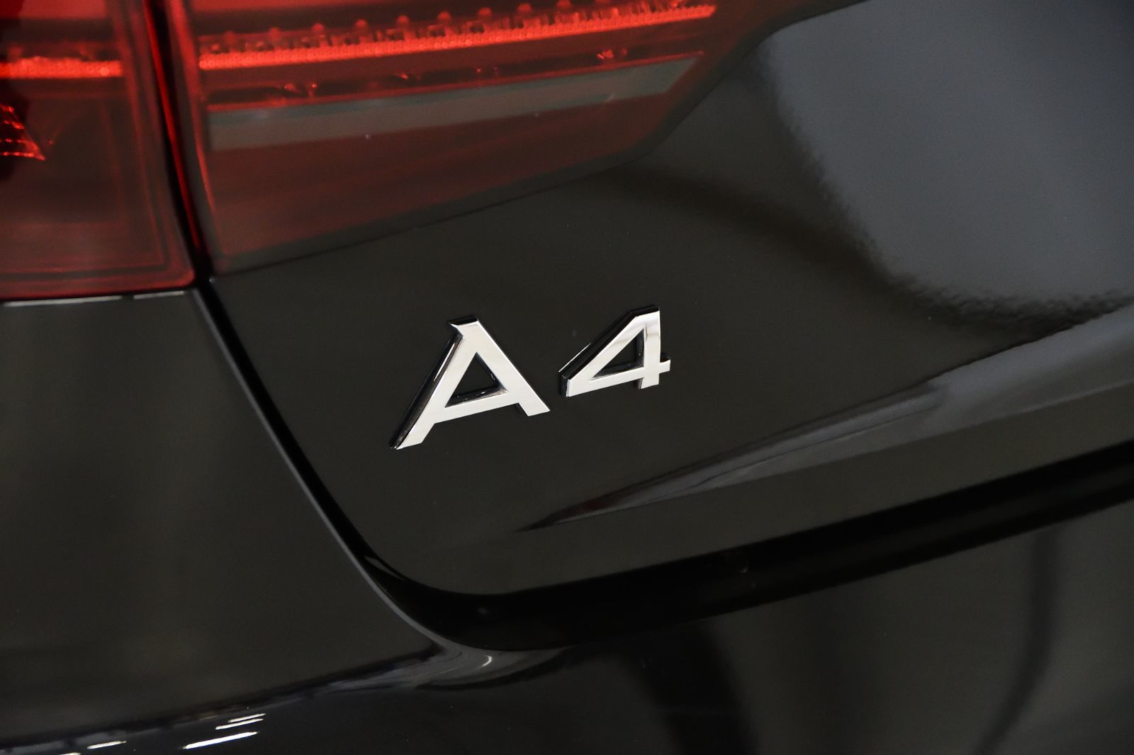 2021 Audi A4 Sedan in St-Bruno, Quebec