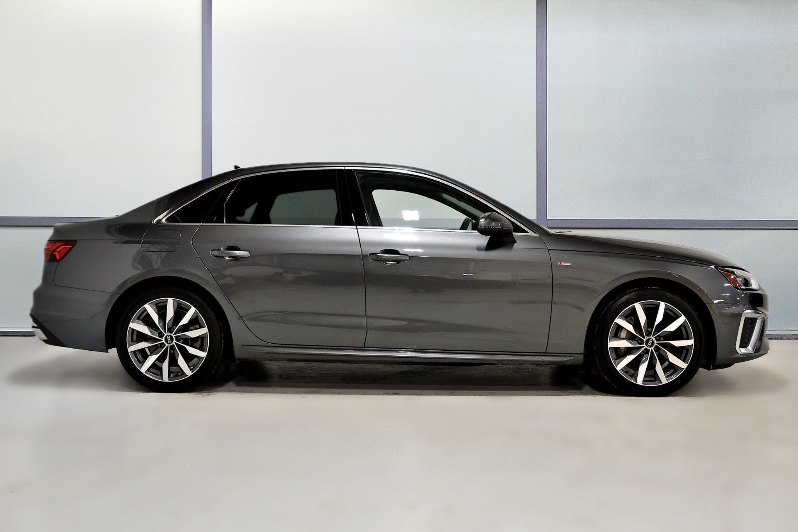 Audi A4 Sedan  2022 à St-Bruno, Québec